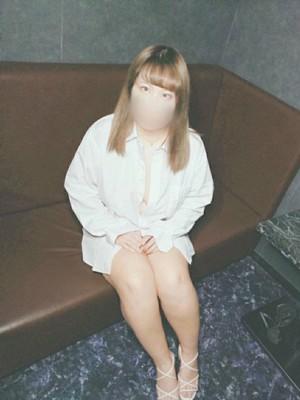 つき